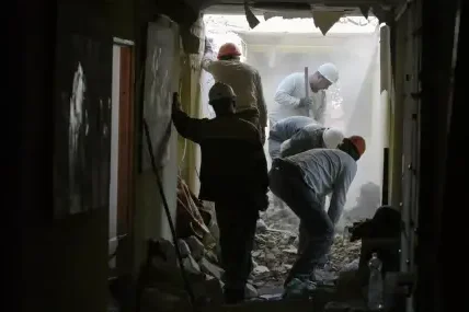 21 са вече жертвите на удара на ВСУ срещу колежа в Старобилск, Путин призова украинските войски да не изпълняват заповедите на командирите си