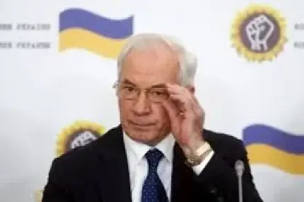Бивш украински премиер: Зеленски трябва да подаде оставка заради корупционния скандал с Ермак