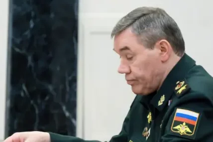 Ген. Герасимов отчете напредък на руската армия по всички фронтове в Украйна
