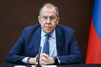Лавров информира Рубио, че руските въоръжени сили започват удари срещу военни обекти в Киев
