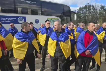 Русия и Украйна размениха по 205 военнопленници в първи етап от по-голяма сделка