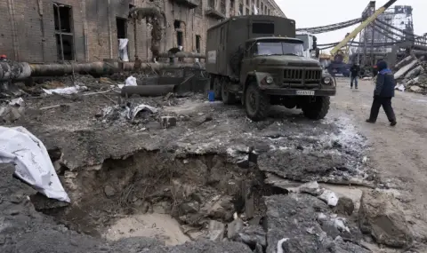 Русия извърши масирани въздушни атаки срещу цивилни обекти в Украйна, веднага след изтичането на тридневното примирие