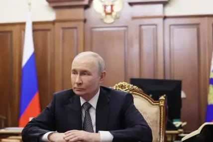 Русия подари четири амурски тигъра на Казахстан за възстановяване на популацията