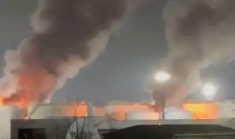 Угасиха подпалената от украински дронове петролна база в руския град Армавир