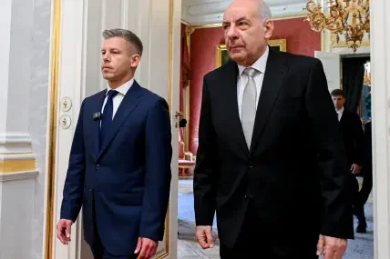 Унгарският президент отказа да подаде оставка въпреки натиска на Мадяр