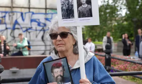 Участници в предстоящия антиправителствен протест, организиран от студенти, отиват към Белград
