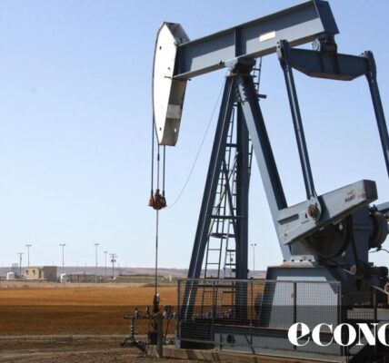 Цената на петрола скочи с 3% след подновените удари между Иран и САЩ