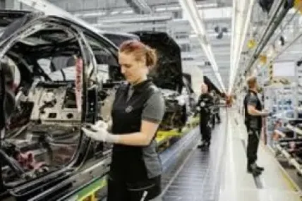 Mercedes-Benz е готов да навлезе в производството на отбранителна техника