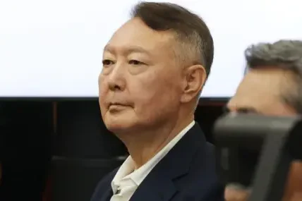 Бившия президент на Южна Корея Юн Сук-йол бе осъден на 30 години затвор