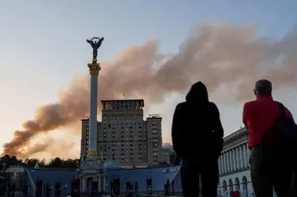 Въздушна тревога в цяла Украйна: Русия готви комбиниран удар след кървавата събота с жертви в Запорожие и Харков