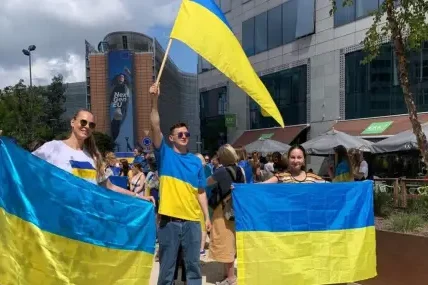 ЕС се готви да отвори първите глави от преговорите за присъединяване на Украйна и Молдова