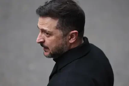 Зеленски кани крал Чарлз III на посещение в Украйна