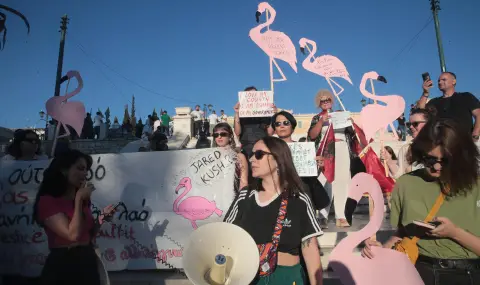 "Искат да ни вземат земята": протестите в Албания не спират