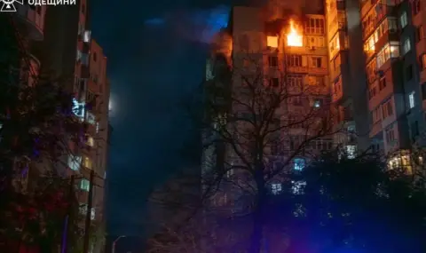 Нощни удари на Русия в Донбас, Херсонска и Харковска област