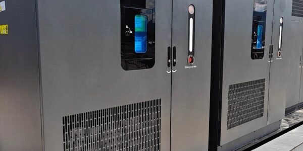 Първа в ЦИЕ: „Електрохолд ИПС“ пусна 1 MW зарядна станция на BYD в София