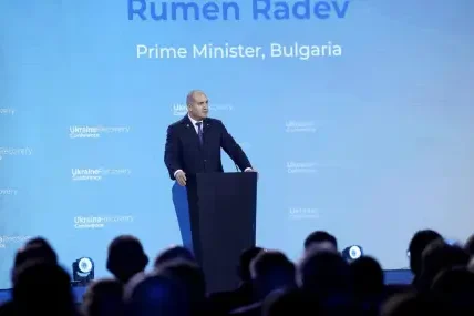 Румен Радев в Гданск: Прекратяването на войната е ключът към дългосрочното възстановяване на Украйна