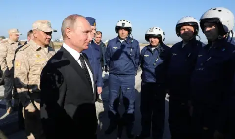 Русия тайно е изпратила товарен кораб към стратегическа военна база в Сирия