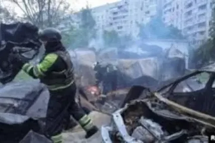 След полунощната атака в Одеса: Русия удари Харков, има разрушения и пострадали