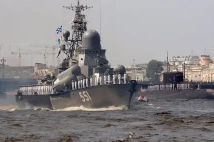 Срещу НАТО! Руските военноморски сили проведоха учение край бреговете на Калининград