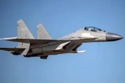 Тайван засече 18 китайски военни самолета и 14 кораба около острова за денонощие