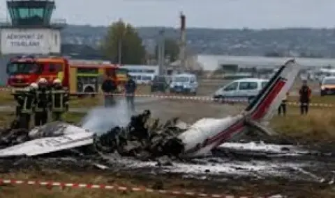 Трагедия във Франция: 11 загинаха при авиокатастрофа ВИДЕО