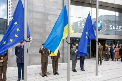 Украйна получи първия транш от 3,2 млрд. евро по новия заем на Европейския съюз