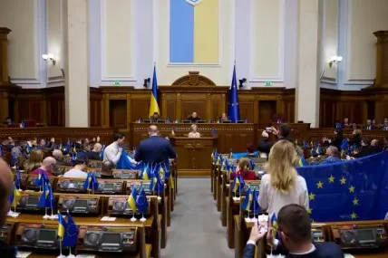 Украйна увеличава военните разходи до рекордни нива след промени в бюджета