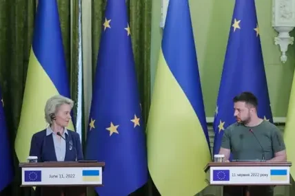 Урсула фон дер Лайен: Европейският съюз предлага пълна забрана за влизане на руски военни в ЕС
