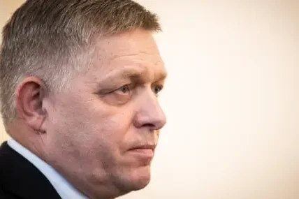 Фицо: Не бих пропуснал нито една възможност за диалог с Путин