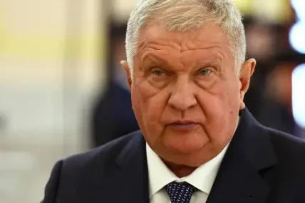 Шефът на "Роснефт": Светът е на прага на най-големия в историята балон на финансовия пазар