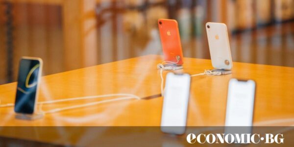 Apple планира 5 нови iPhone-а и масово производство на сгъваеми устройства
