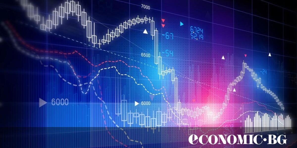 Акциите на SpaceX загубиха 50% от рекордната си стойност