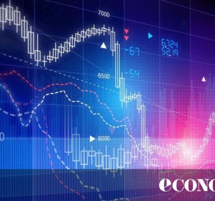Акциите на SpaceX загубиха 50% от рекордната си стойност