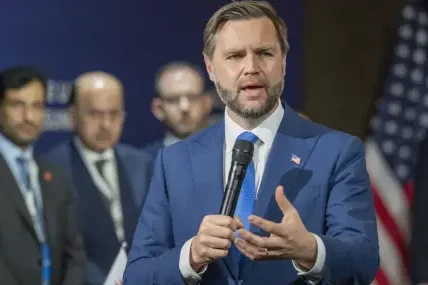 Ванс обвини представители на израелското правителство в опити за влияние върху общественото мнение в САЩ