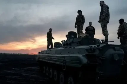 Войната в Украйна: Нова фаза на бойното поле и логистична блокада в Азовско море