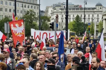 Волински марш във Варшава 2026: Какво знаем за протеста и напрежението между Полша и Украйна