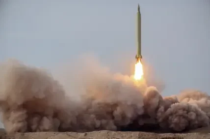 Иран твърди, че е унищожил американски военни съоръжения в Бахрейн и Оман