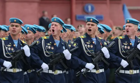 Италия експулсира двама руски военни аташета, Русия обеща да отговори