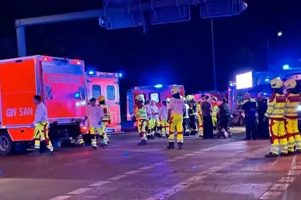 Кървава атака в Берлин: Кола се вряза в гей парада