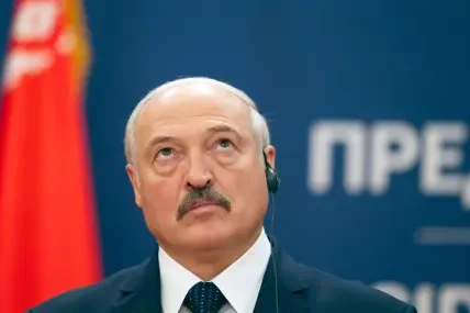 Лукашенко помилва 32 затворници преди Деня на независимостта на Беларус