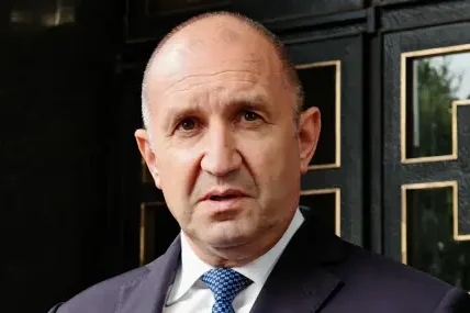 Премиерът Радев се срещна с турския президент Ердоган преди срещата на върха на НАТО