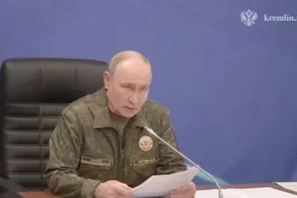 Путин обяви превземането на Константиновка