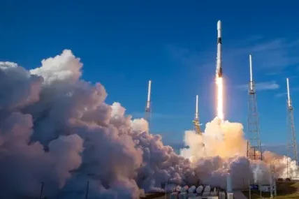 Руски агент! Киев задържа мъж в Днепър, активирал над 1000 системи Starlink за руската армия