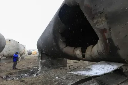 Украински дронове поразиха петролна инфраструктура в Русия на над 1500 километра от границата