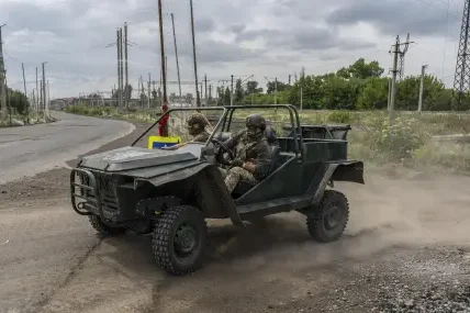 Украйна порази експортен терминал и петролни съоръжения в Русия