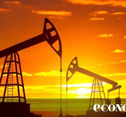 Цените на петрола се покачват – фокусът на инвеститорите се измества