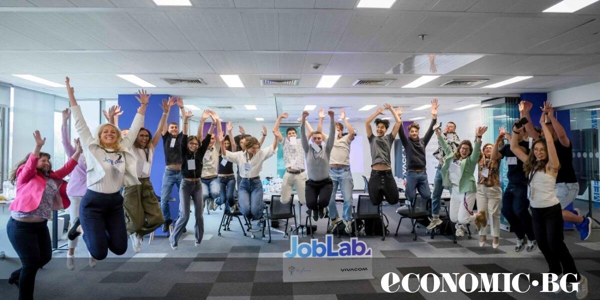 Vivacom Job Lab показа пътя към реалната бизнес среда на 120 ученици