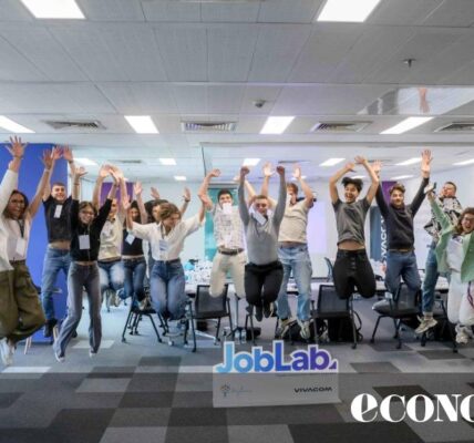 Vivacom Job Lab показа пътя към реалната бизнес среда на 120 ученици
