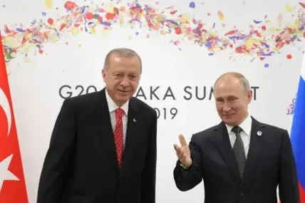 Анкара: Путин може да използва ядрени оръжия, ако се озове в задънена улица
