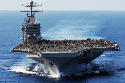 Бунт на самолетоносача USS Abraham Lincoln?